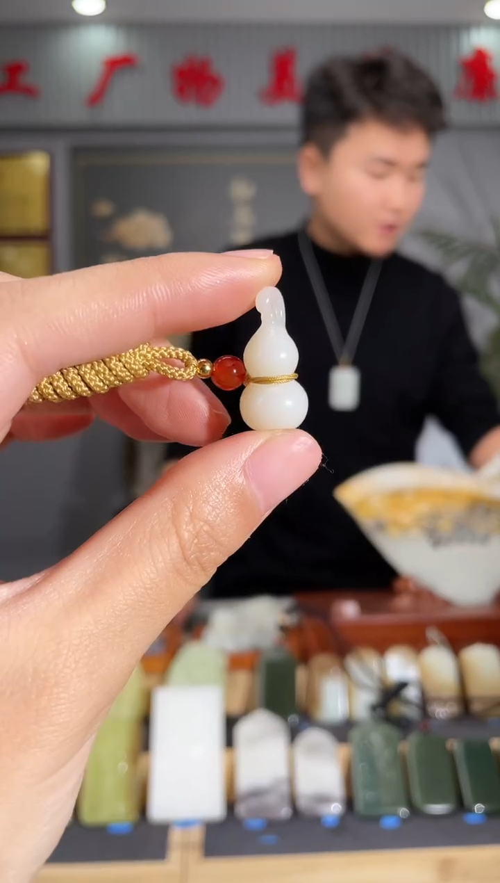【闪购商品】和田玉颈饰未镶嵌拍一发一 多样性发货