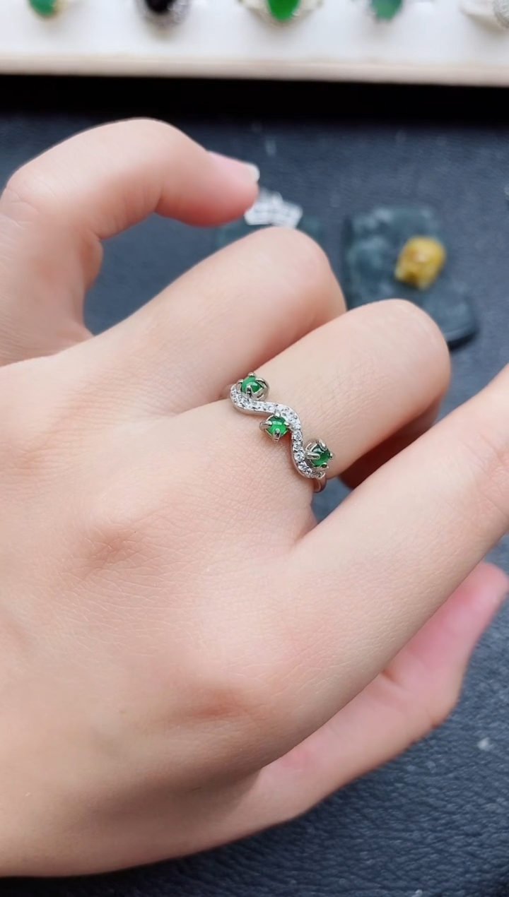 【闪购商品】翡翠戒指银S925镶嵌1111