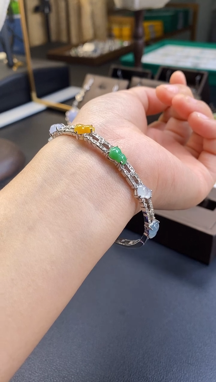 颈饰银S925镶嵌翡翠16601