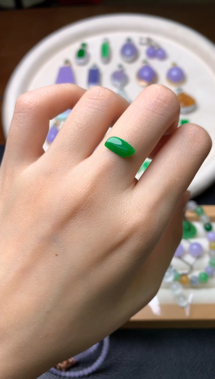 【闪购商品】定制翡翠未镶嵌裸石（镶嵌定制）