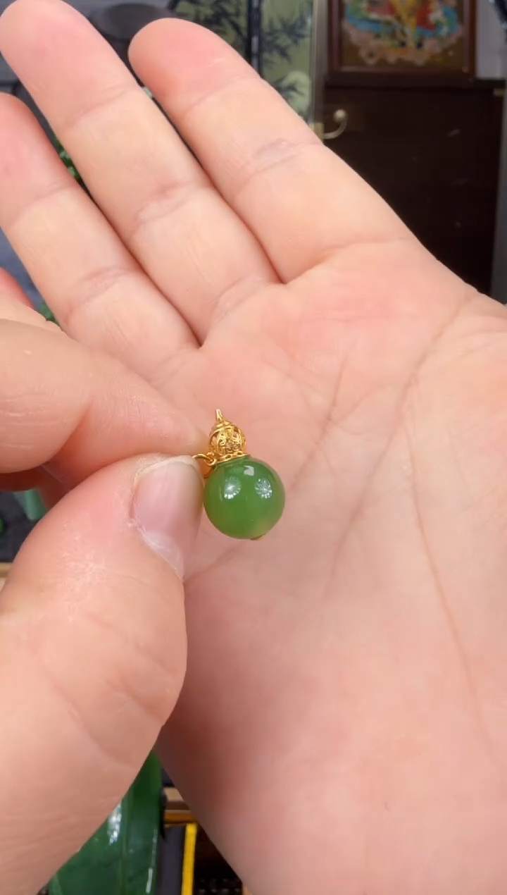 【闪购商品】和田玉（碧玉）吊坠(赠链)18K金镶嵌 