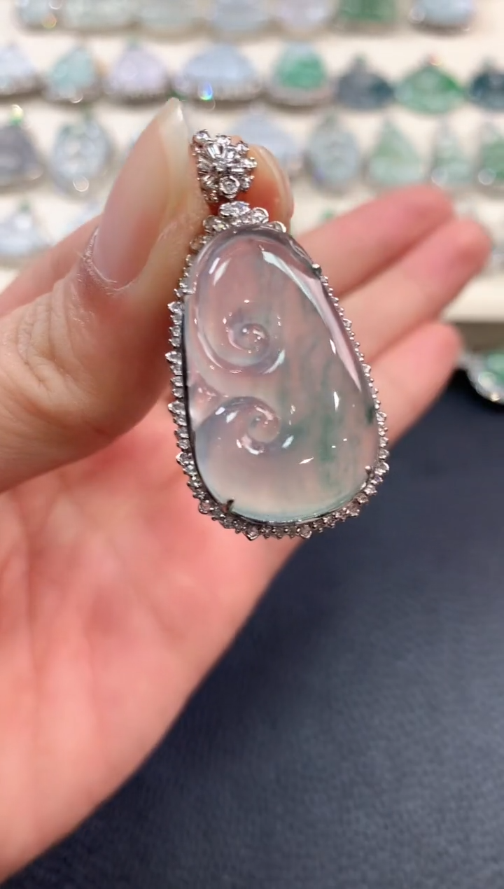 【闪购商品】翡翠吊坠(不含链)18K金镶嵌n29       