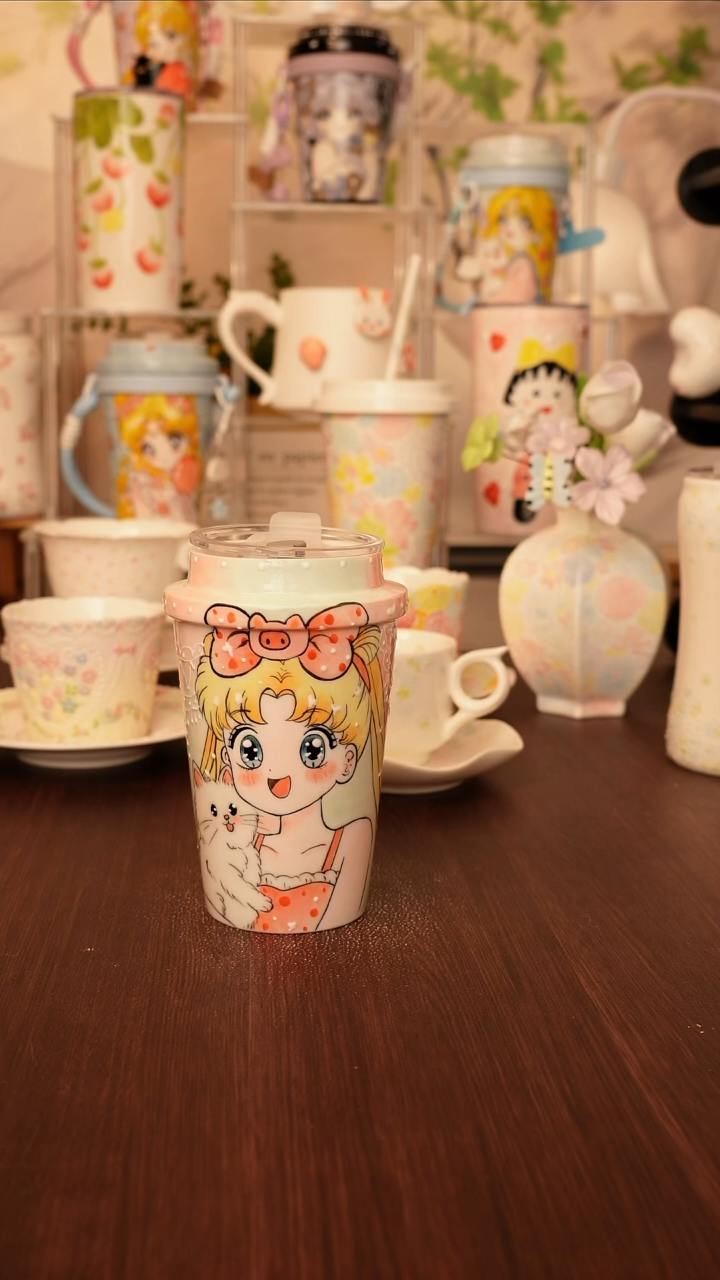 陶景德镇手绘的杯子 