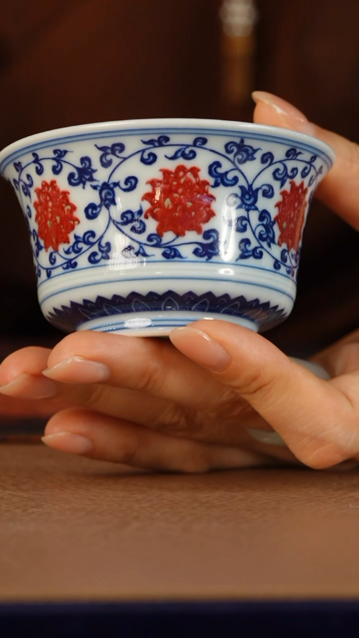 月亮好物推荐堂钟正窑@@釉里红小马蹄