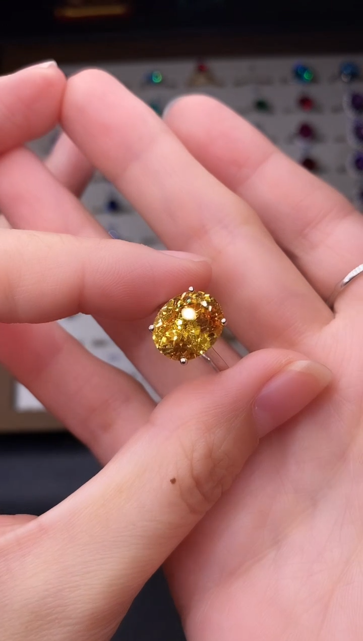 10克拉碧玺（处理）欧美风戒指