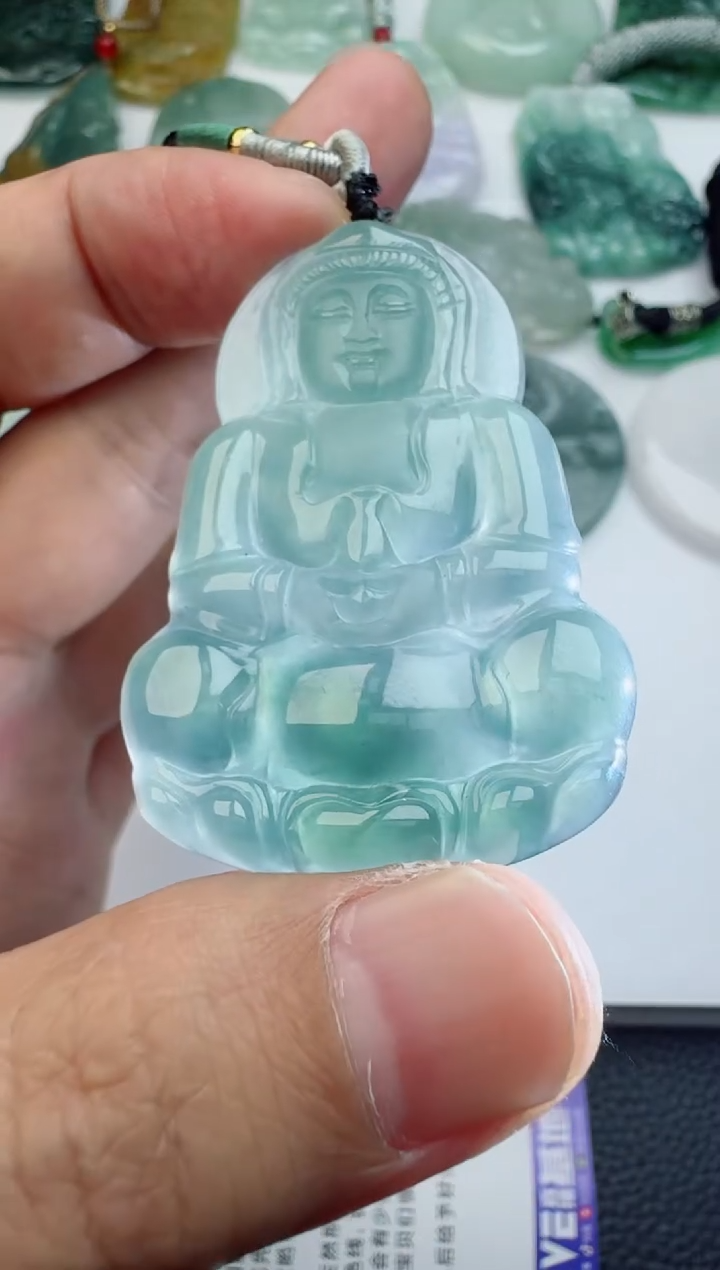 【闪购商品】翡翠颈饰未镶嵌1111111111