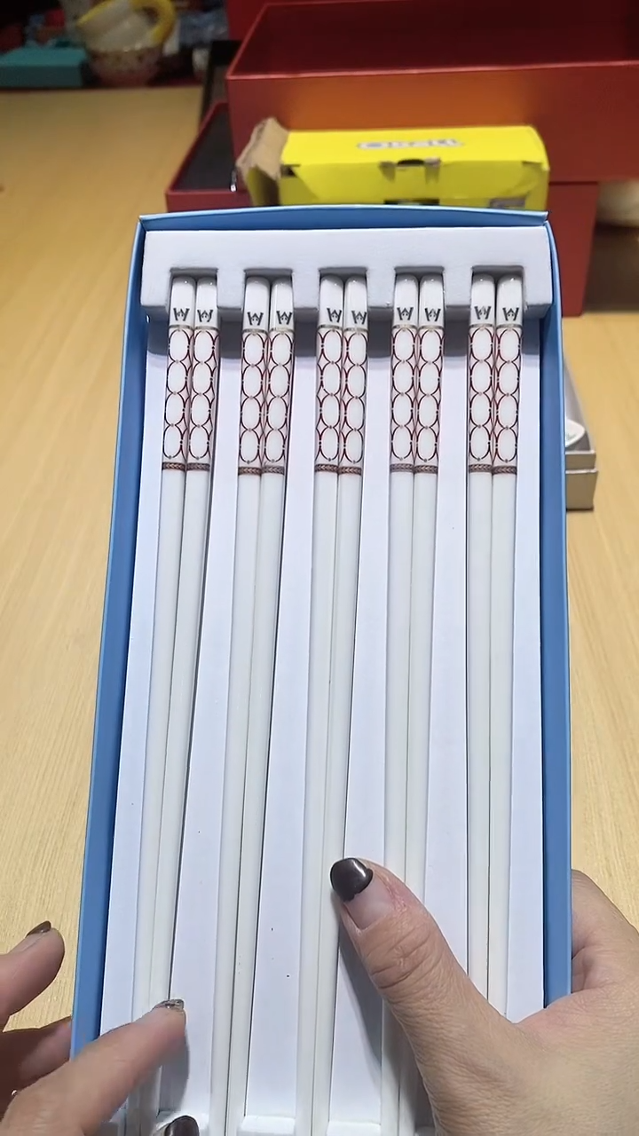 【闪购商品】瓷片锅碗瓢盆一件不剩
