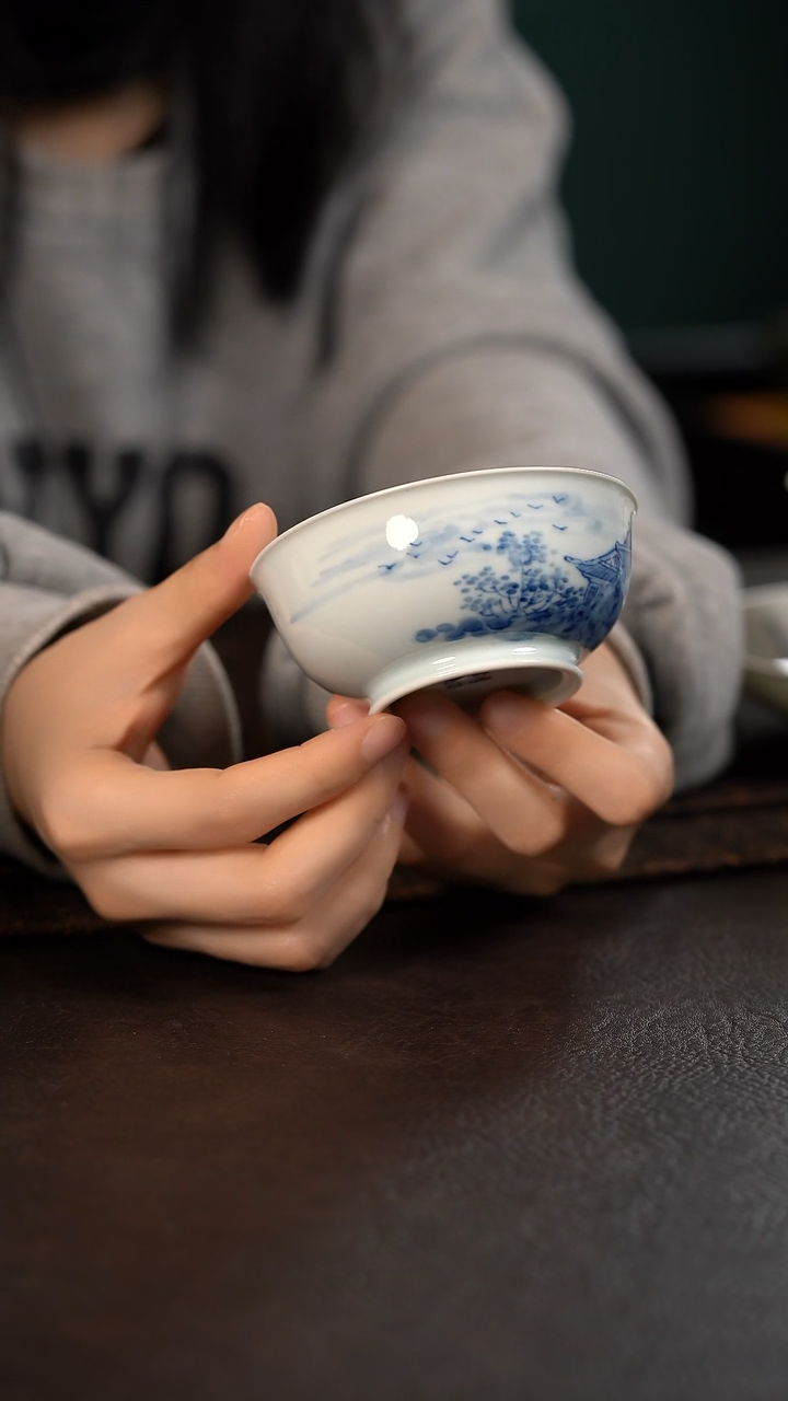 【闪购商品】杯495号HLX陶瓷山水高足普洱杯 内绘