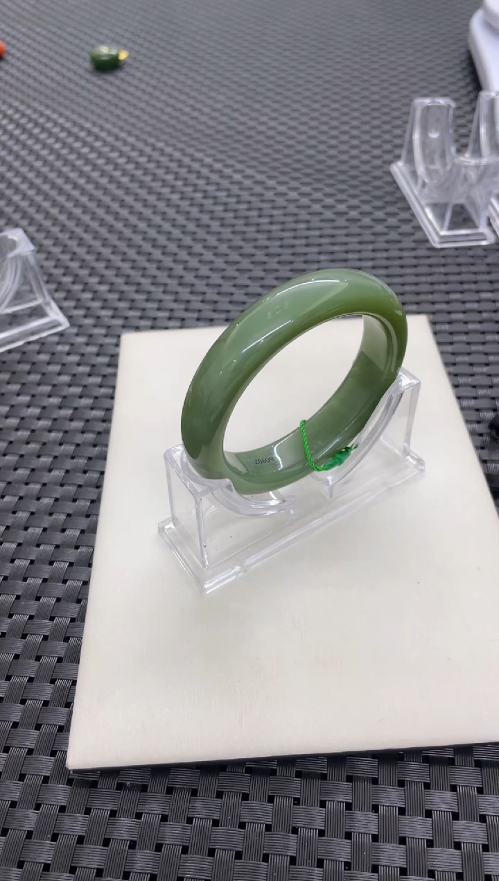 【闪购商品】和田玉手镯一条58未镶嵌（多样性发一件）Z0609