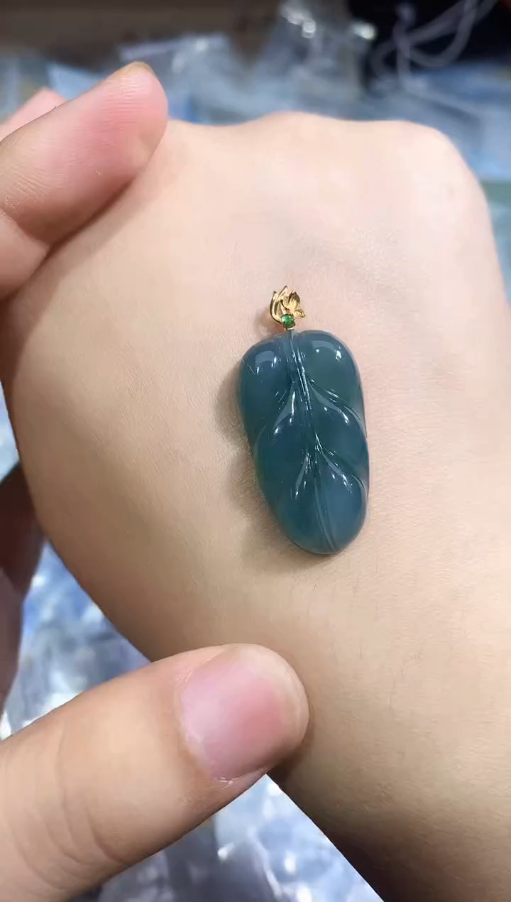 翡翠18K金镶嵌颈饰250528399