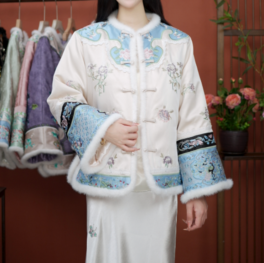 国风新中式加棉绣花外套