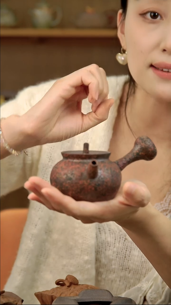 言野手作 岩矿侧把壶