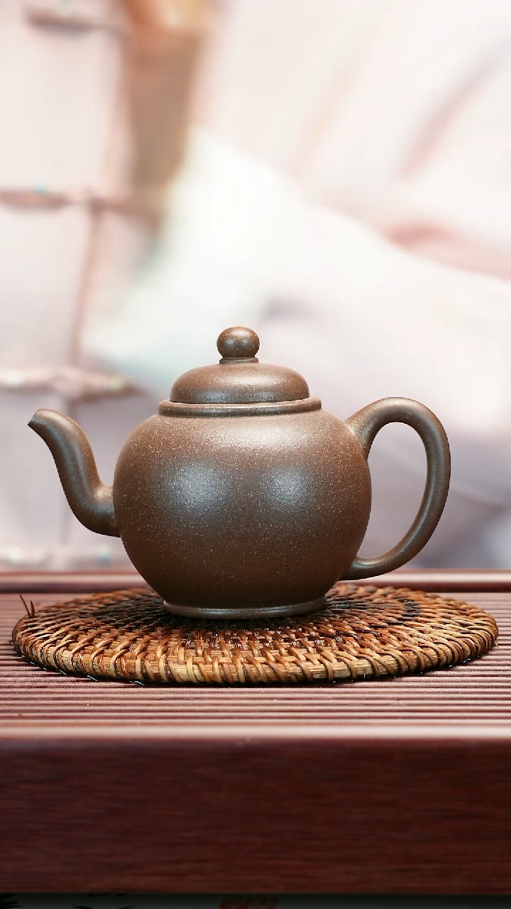 茶壶紫砂原矿羊角山紫泥 宫灯 251cc