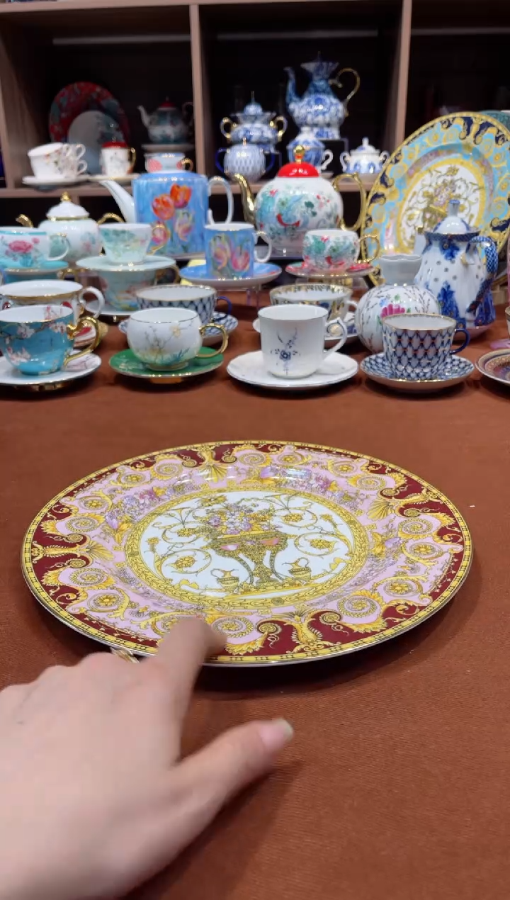 【闪购商品】瓷片海岸粉盘······