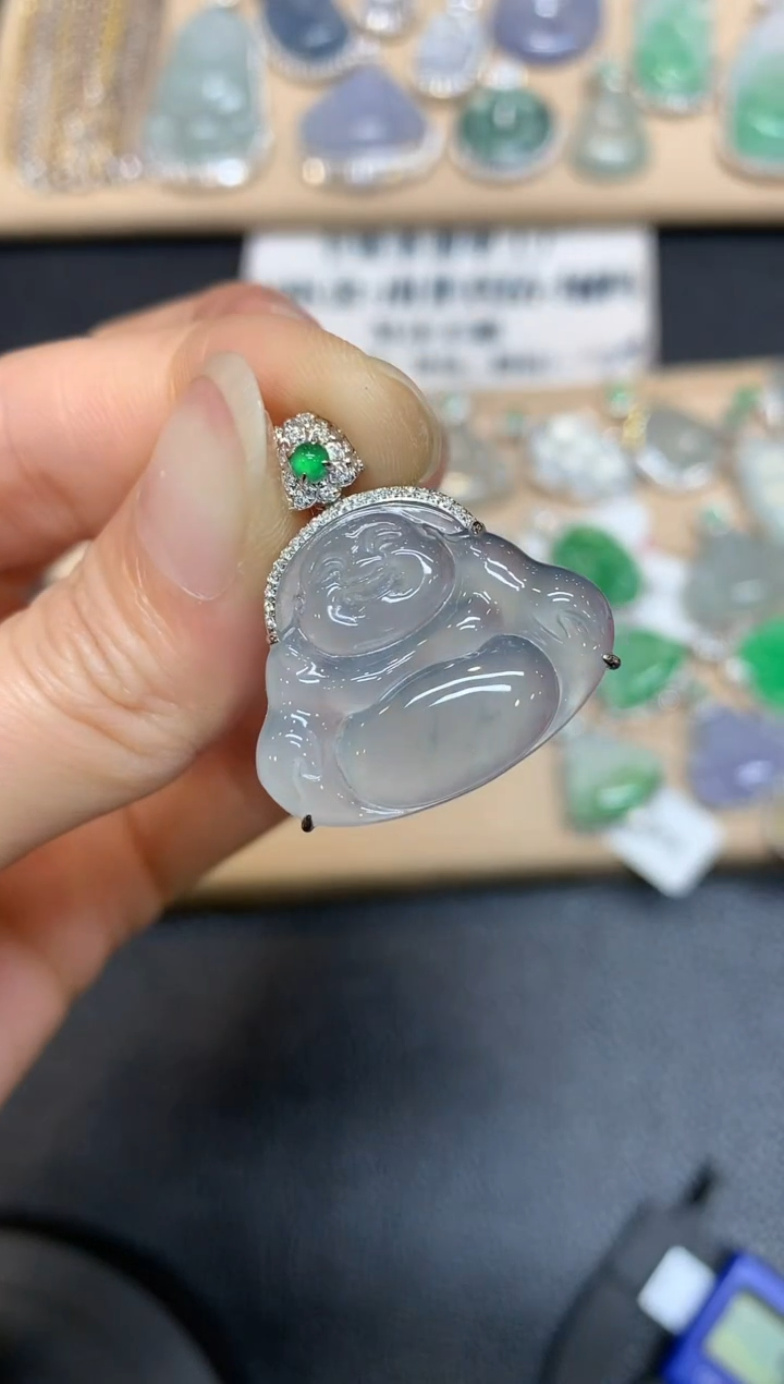 【闪购商品】翡翠颈饰18K金镶嵌无事牌【无服务费