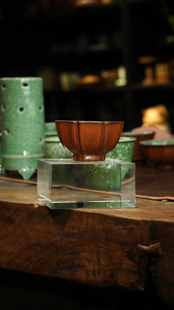 【闪购商品】瓷片瓷茶记 茶叶末釉 葵口杯