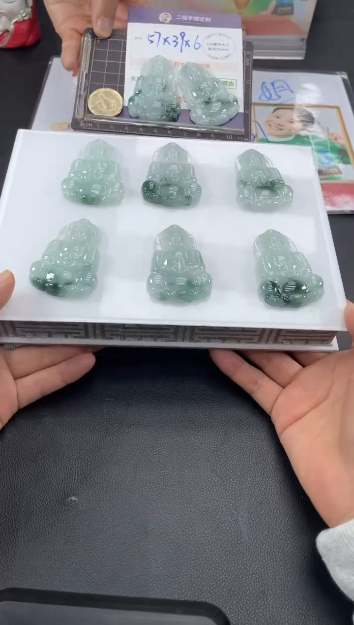 【闪购商品】翡翠挂件未镶嵌飘花观音FL72多样性发其一CP配绳