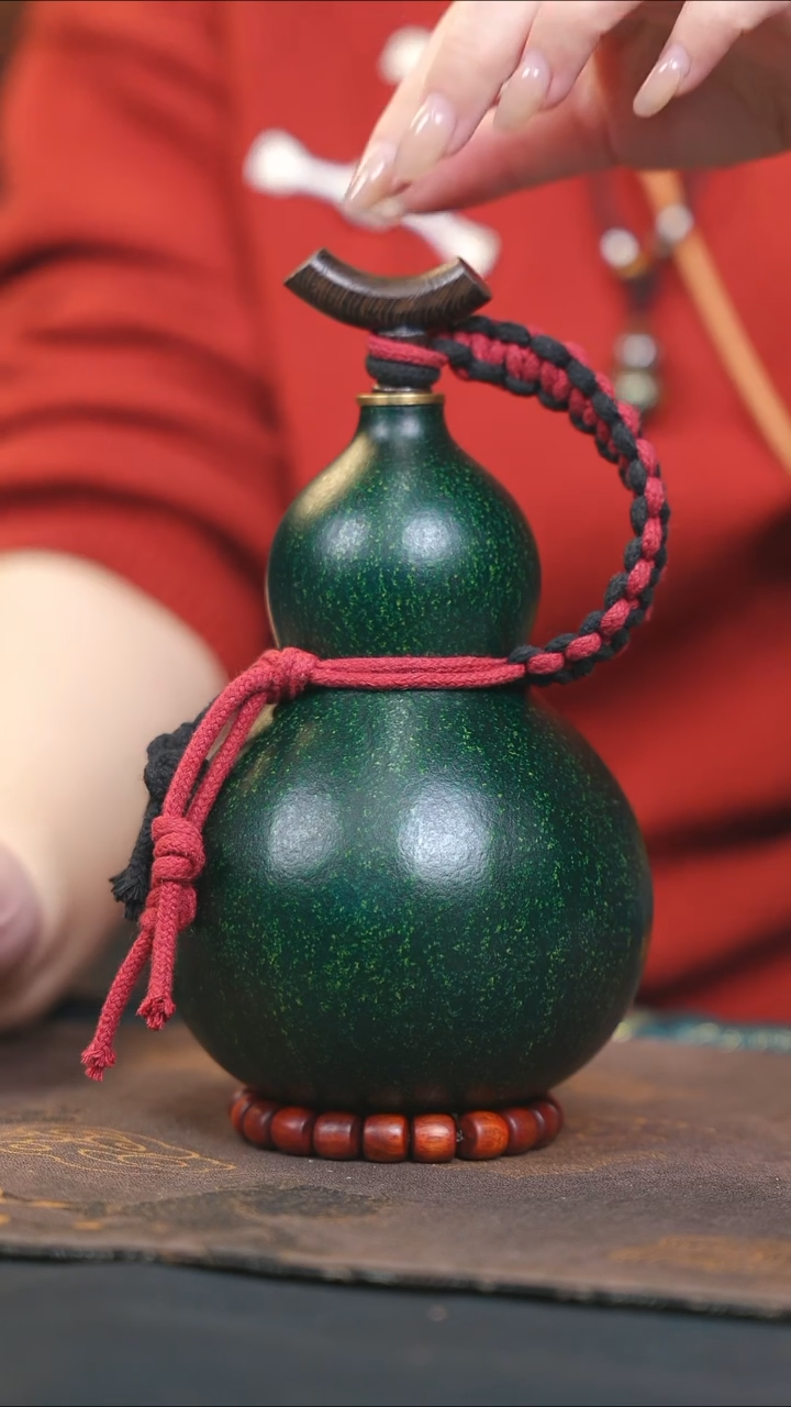 【闪购商品】RS119大漆酒葫芦不包手串及旋转底座