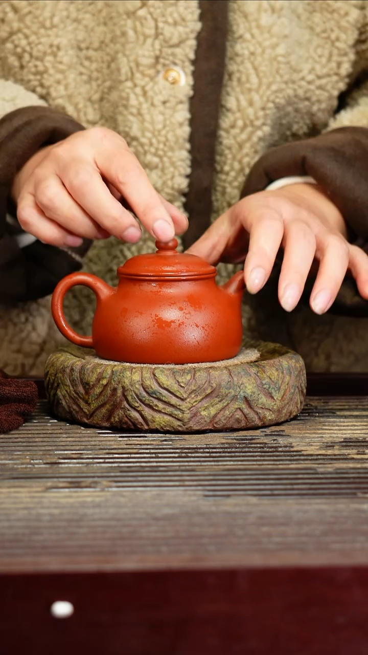 宜兴原矿紫砂壶茶壶宜兴原矿紫砂壶茶壶150C