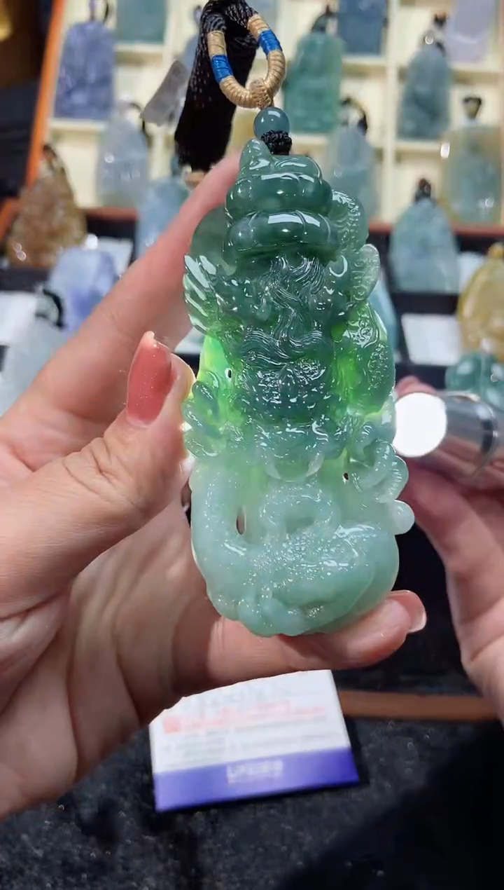 【闪购商品】翡翠颈饰未镶嵌缅甸天然翡翠