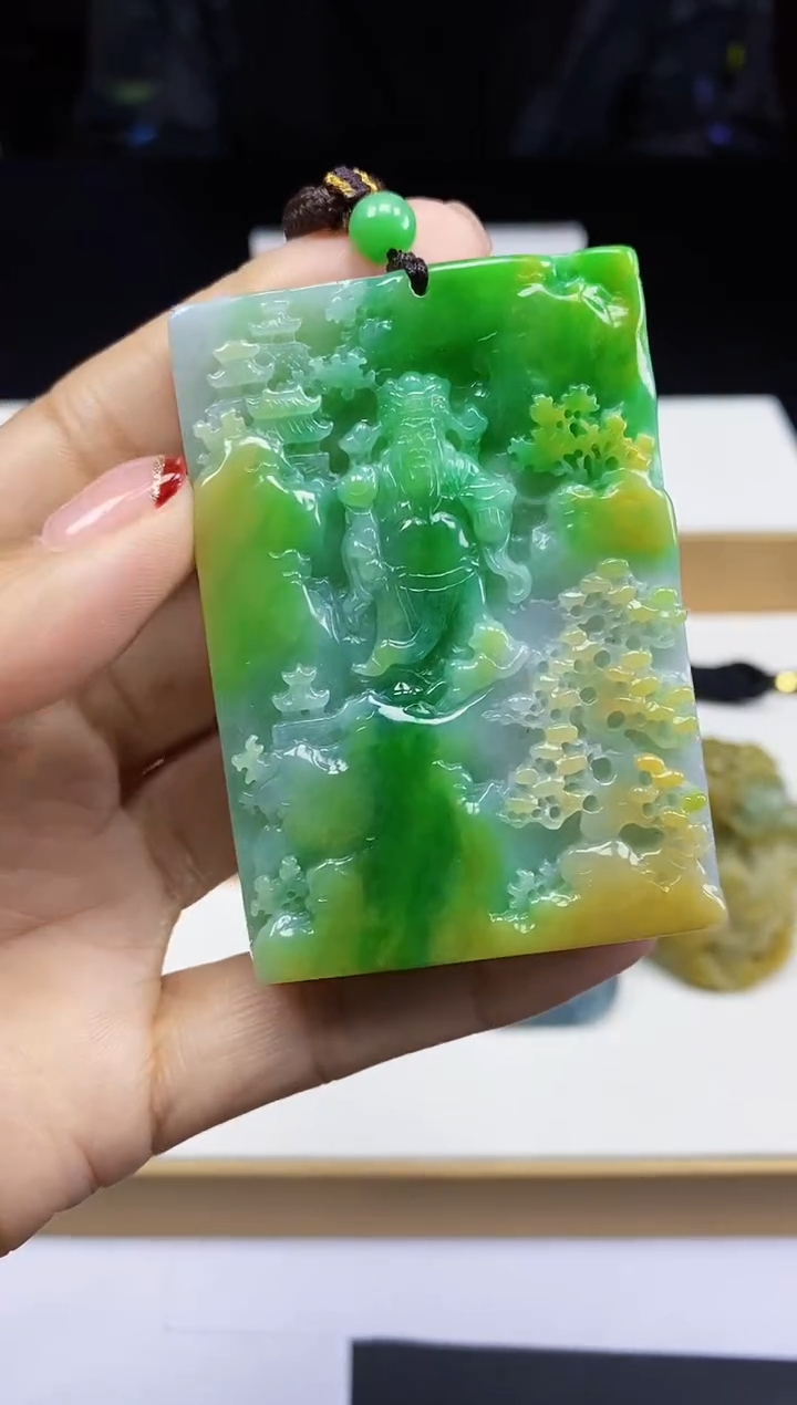 【闪购商品】翡翠颈饰未镶嵌翡翠A货