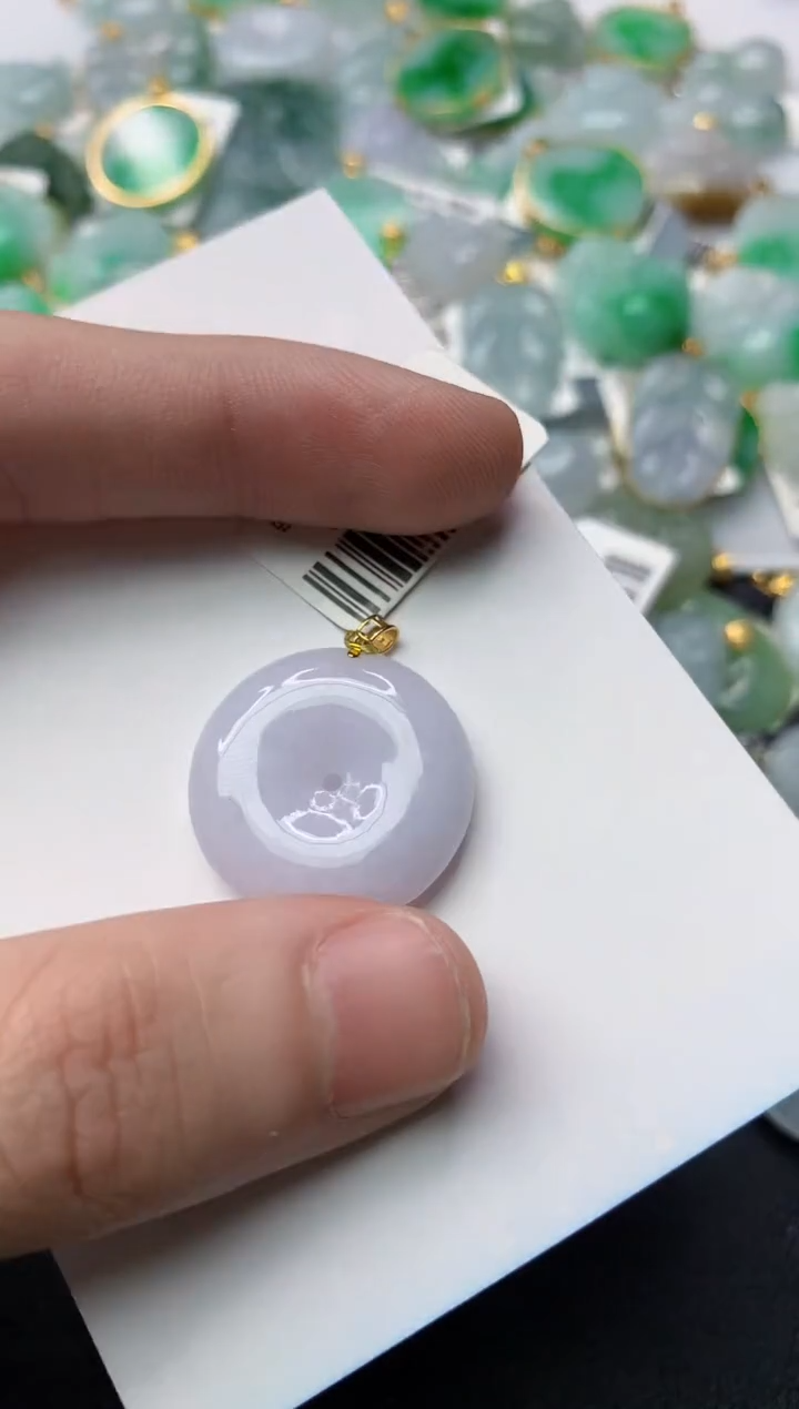 【闪购商品】翡翠颈饰18K金镶嵌48.........