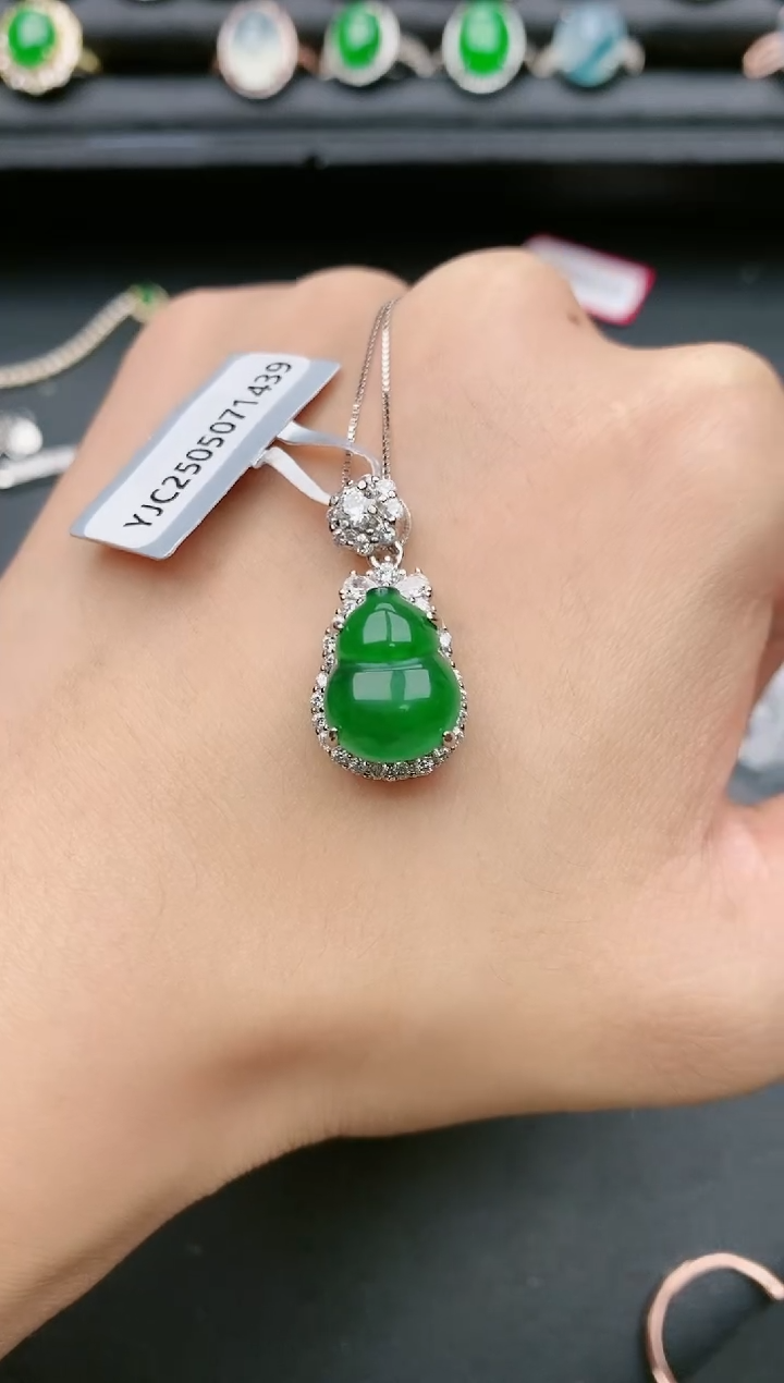 翡翠戒指银S925镶嵌1111111