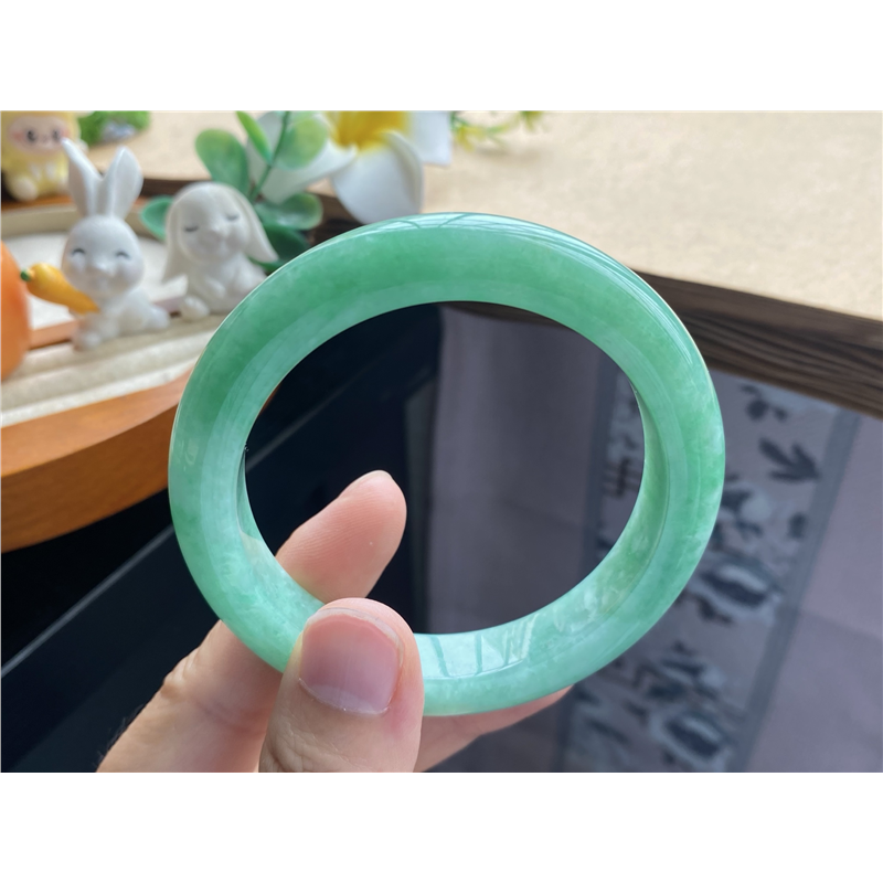 02.19批正圈满绿色857号56-11.5-9.1天然翡翠手镯