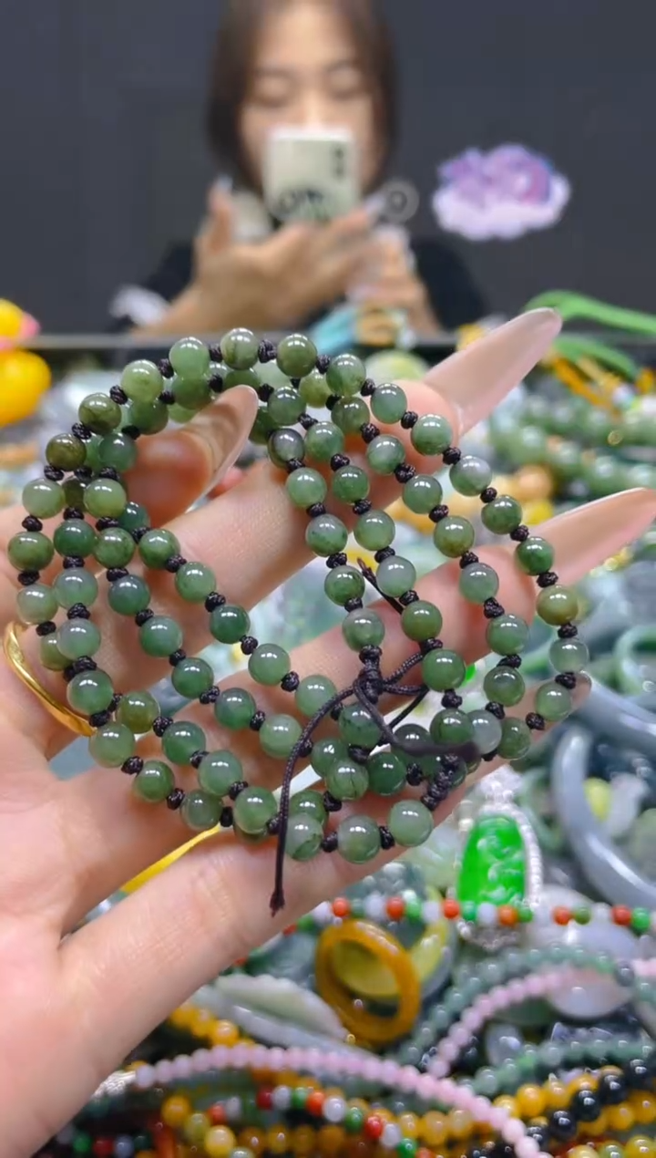 翡翠未镶嵌颈饰5MM/Y/翡翠A货，一件也是批发价