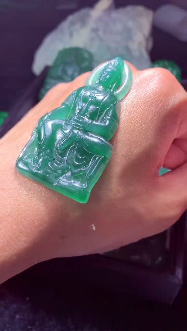 未镶嵌定制翡翠天然缅甸翡翠A货官方基地发货