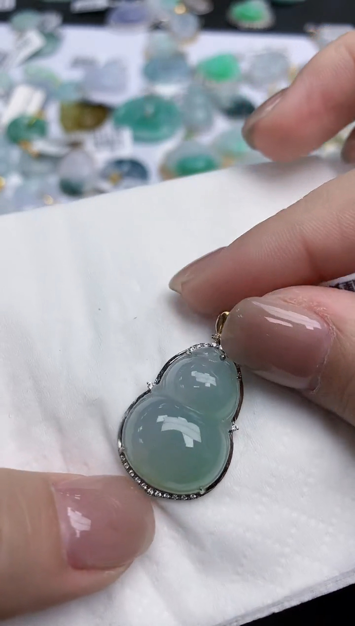 【闪购商品】翡翠颈饰18K金镶嵌天然缅甸翡翠A货