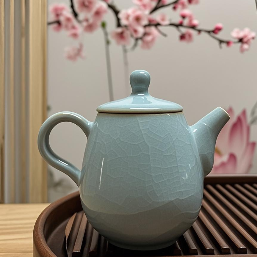 采一 汝瓷原矿原釉 天青美人肩壶 开片可养茶线 160ml容量