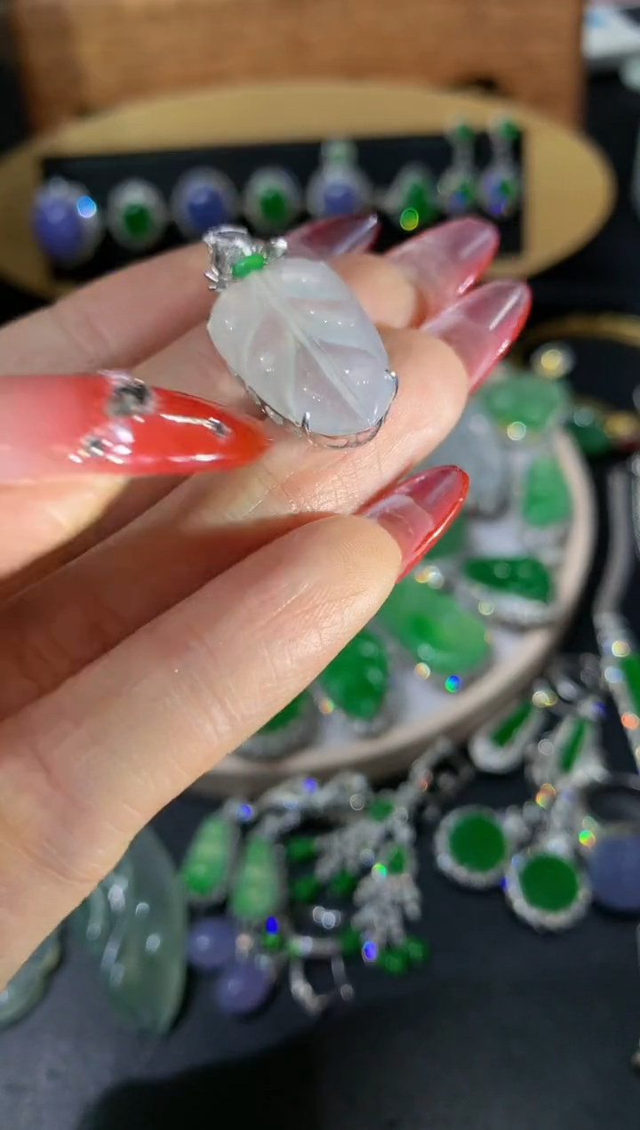 【闪购商品】定制翡翠18K金镶嵌团购