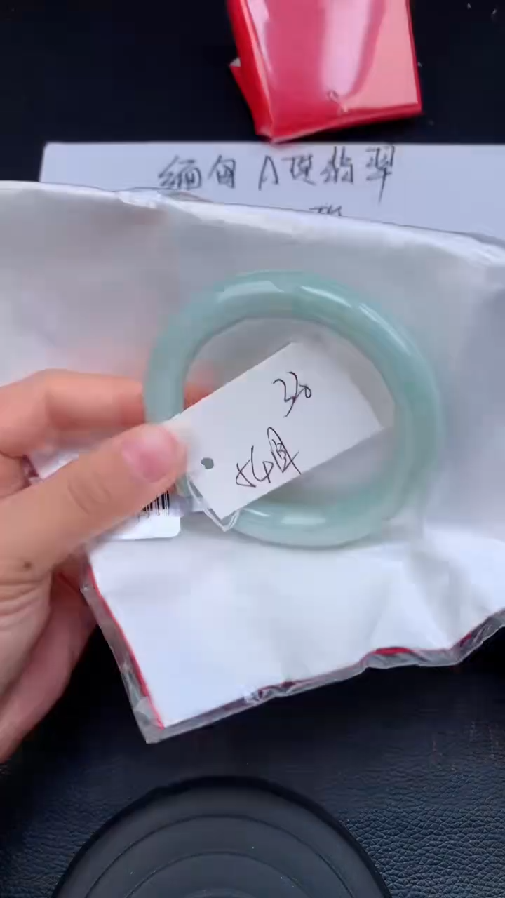 【闪购商品】翡翠手镯未镶嵌天然缅甸A货翡翠手镯