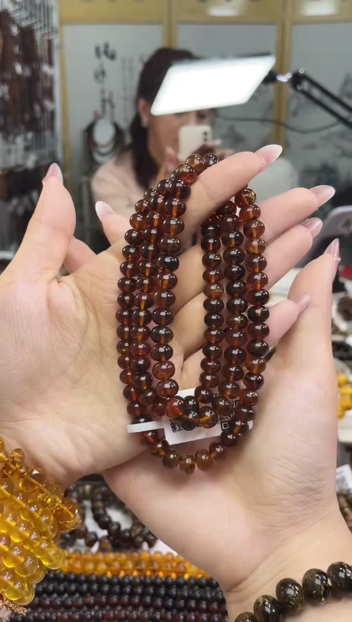 【闪购商品】琥珀裸石未镶嵌8+血珀108