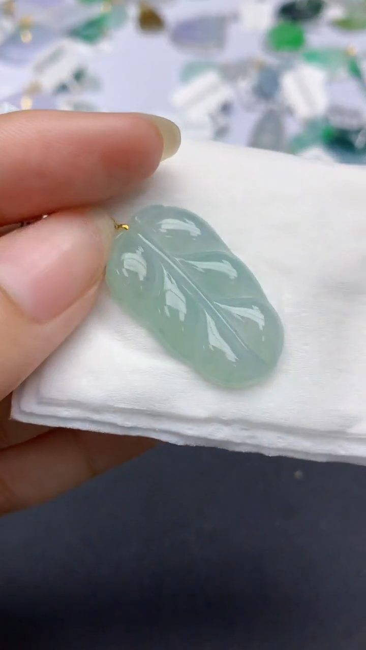 翡翠18K金镶嵌颈饰天然缅甸a货翡翠百元以上9元证书费自理