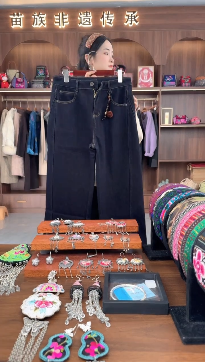 刺绣扶光苗绣传承L59