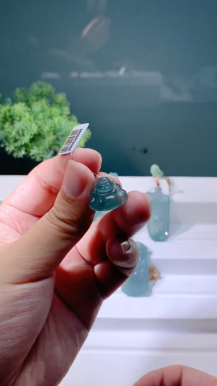 翡翠未镶嵌吊坠(不含链)天然A货翡翠-佛公