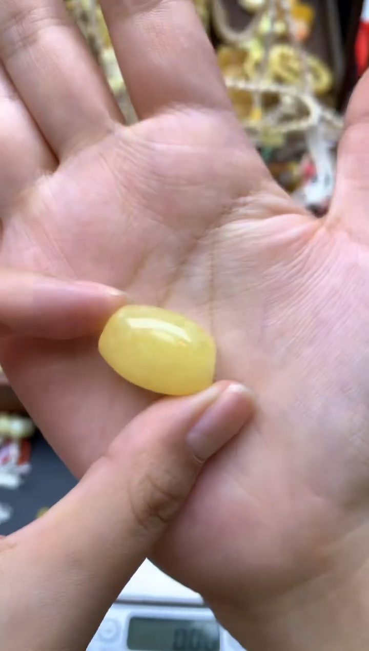 【闪购商品】未镶嵌琥珀珠宝奇石005琥珀蜜蜡花粉有纹小坑介意勿拍