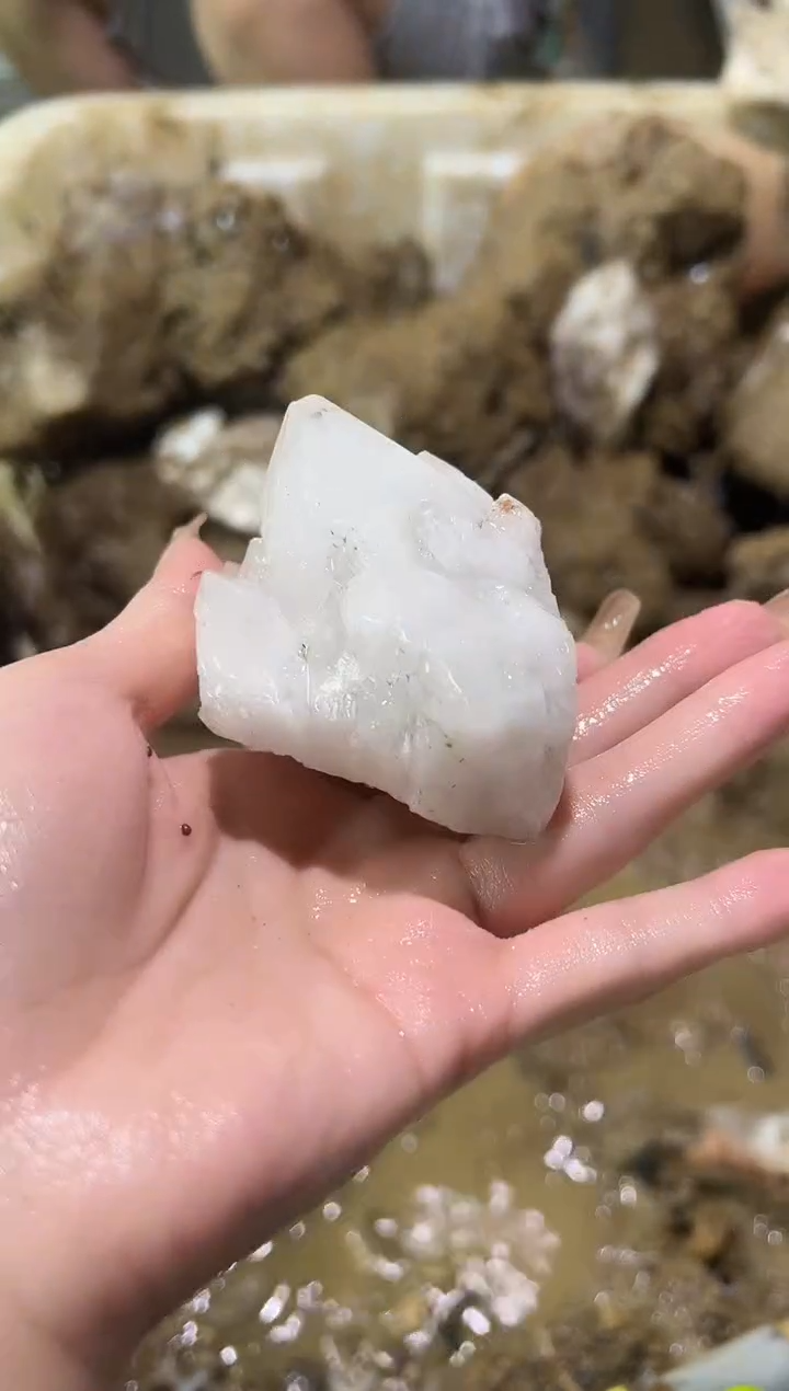 未镶嵌水晶大型摆件（非配饰）966