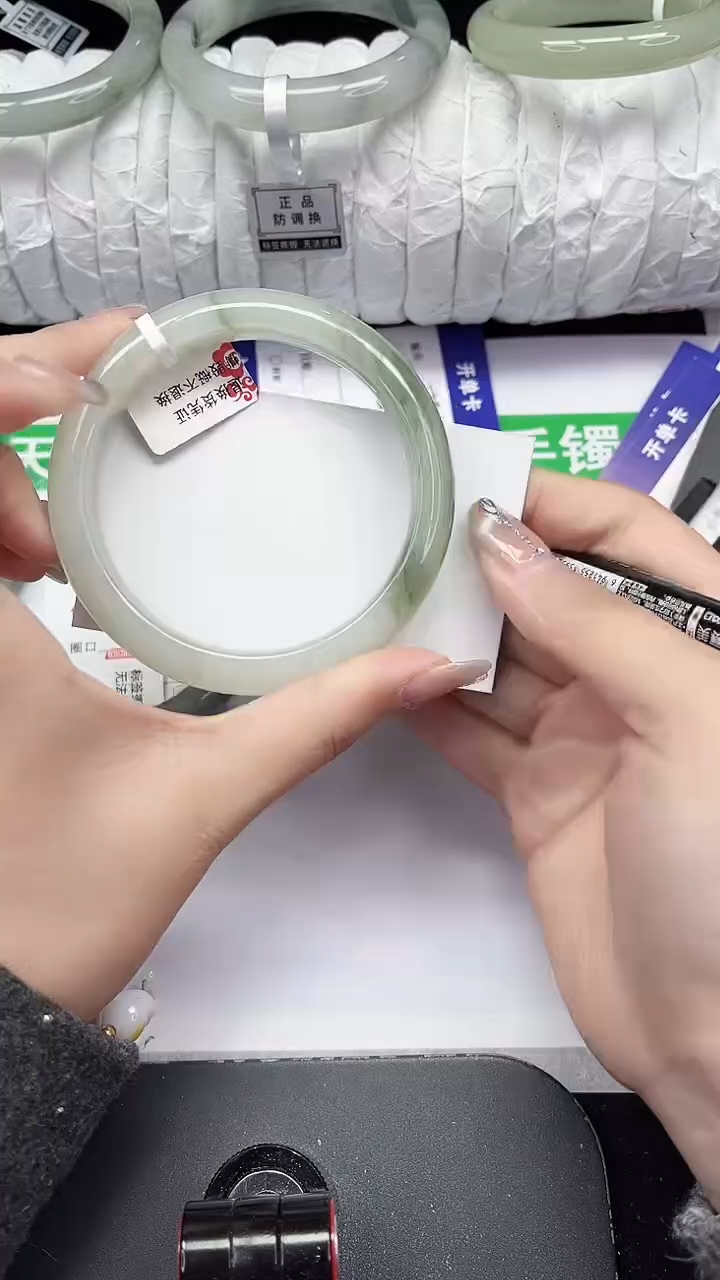 未镶嵌手镯石英质玉364-62/63