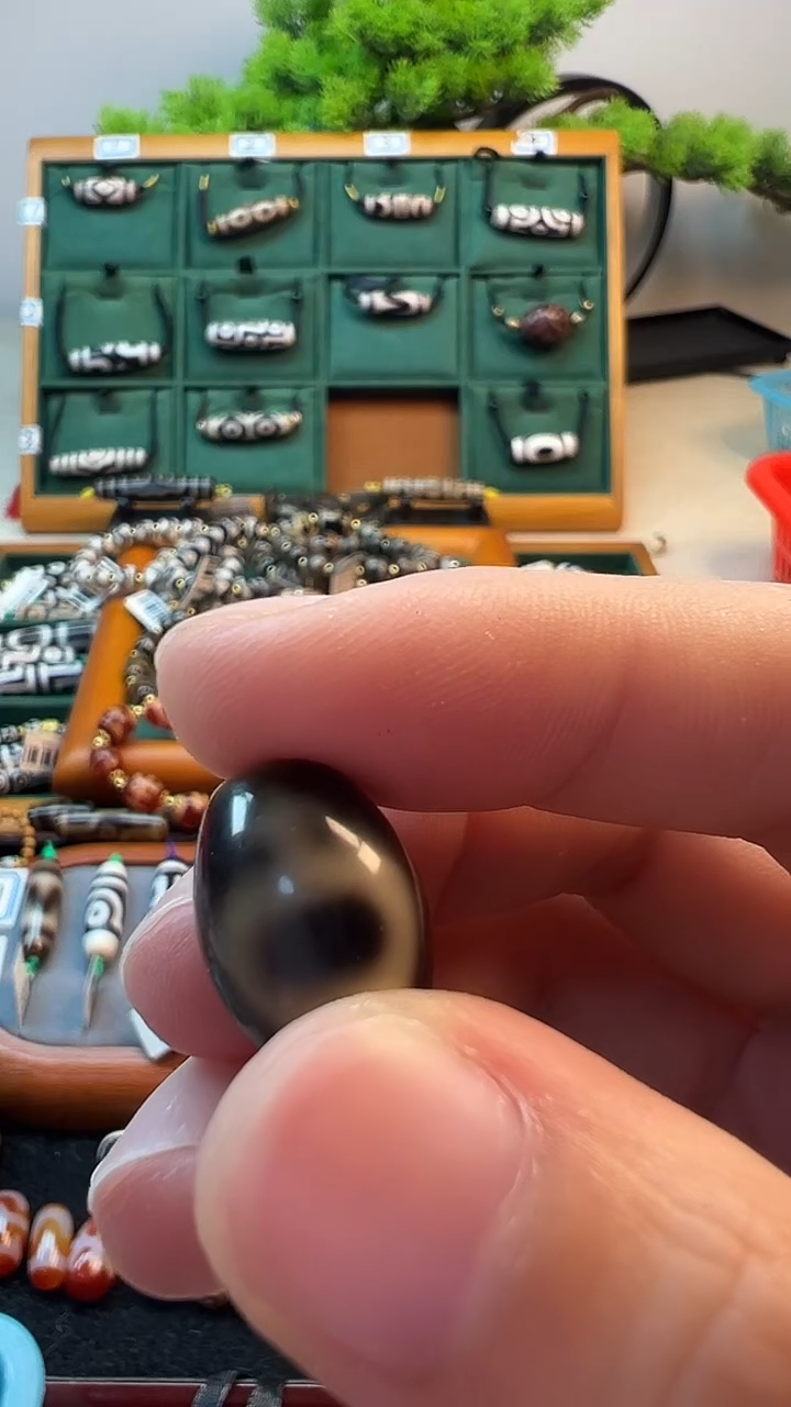 玛瑙/玉髓（覆膜）颈饰未镶嵌45微瑕