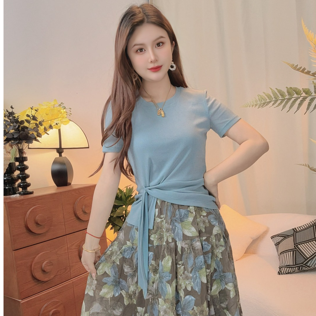 夏季新款圆领收腰短袖女时尚百搭洋气显瘦设计感上衣