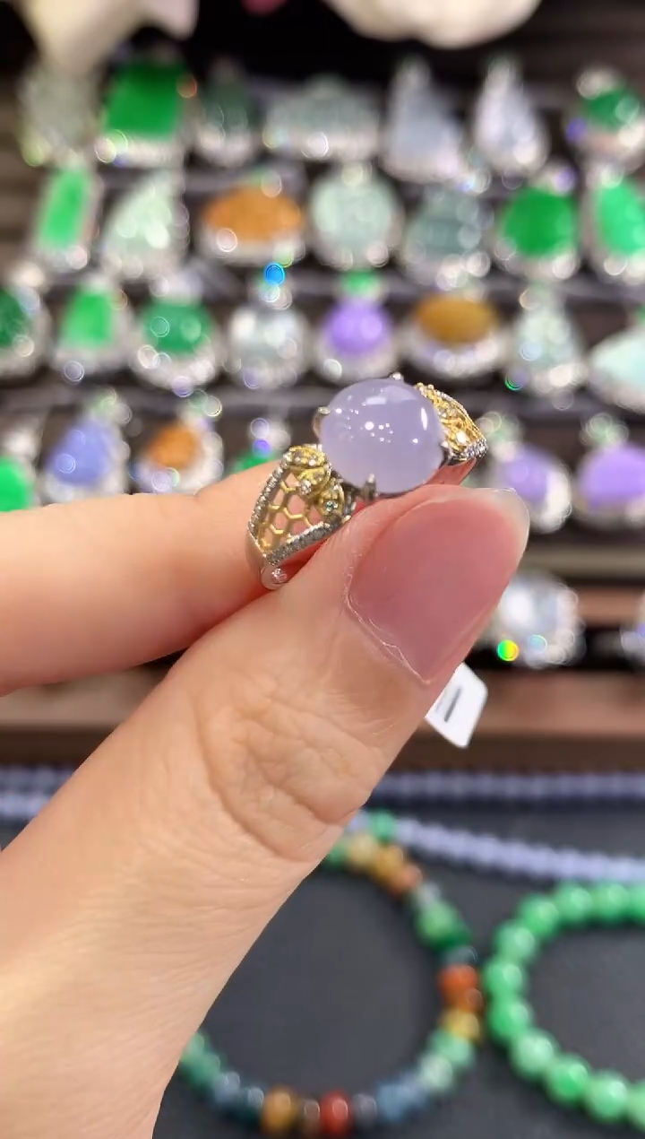 18K金镶嵌戒指翡翠d10 紫货有色差