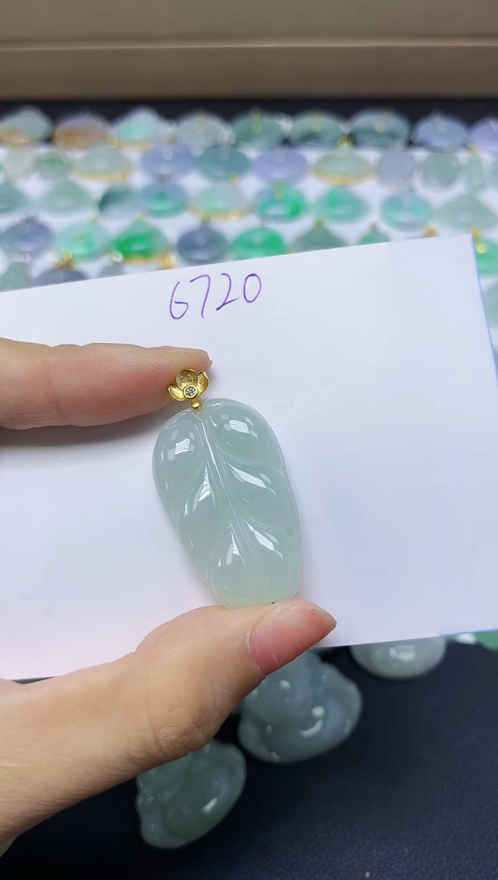 翡翠未镶嵌颈饰天然自然緬甸A貨翡翠