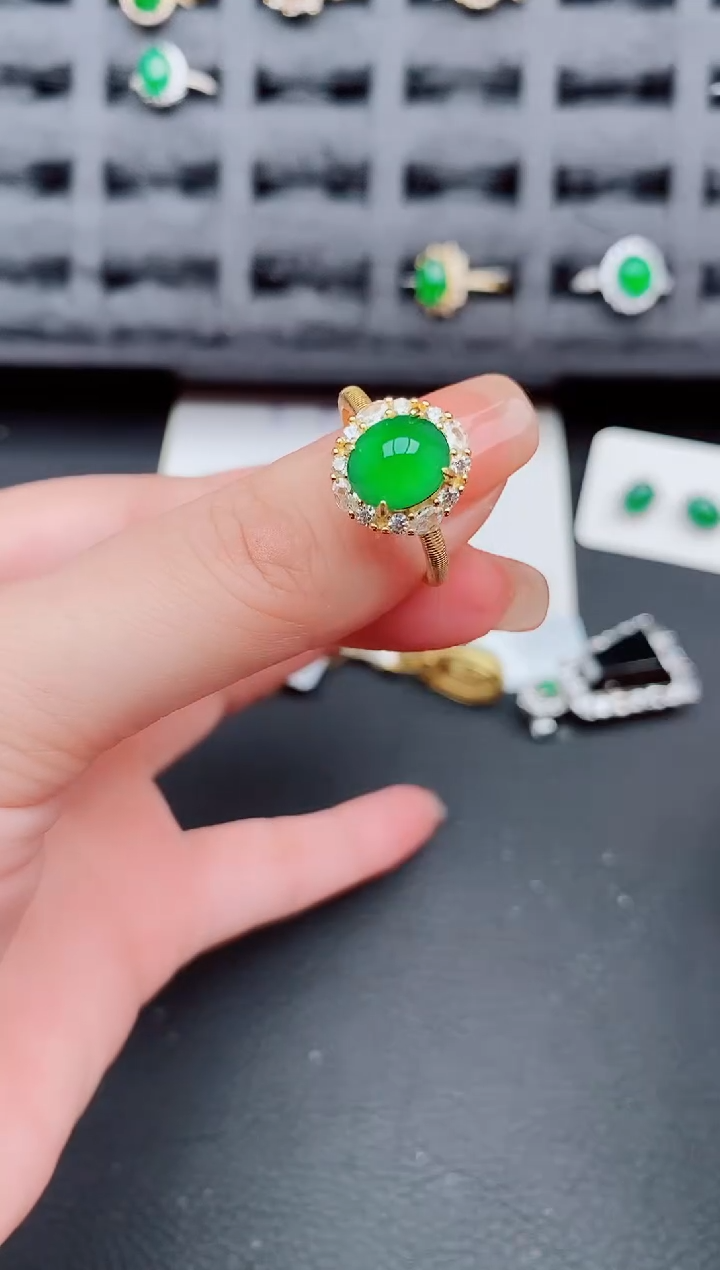 翡翠戒指银S925镶嵌天然a货翡翠300