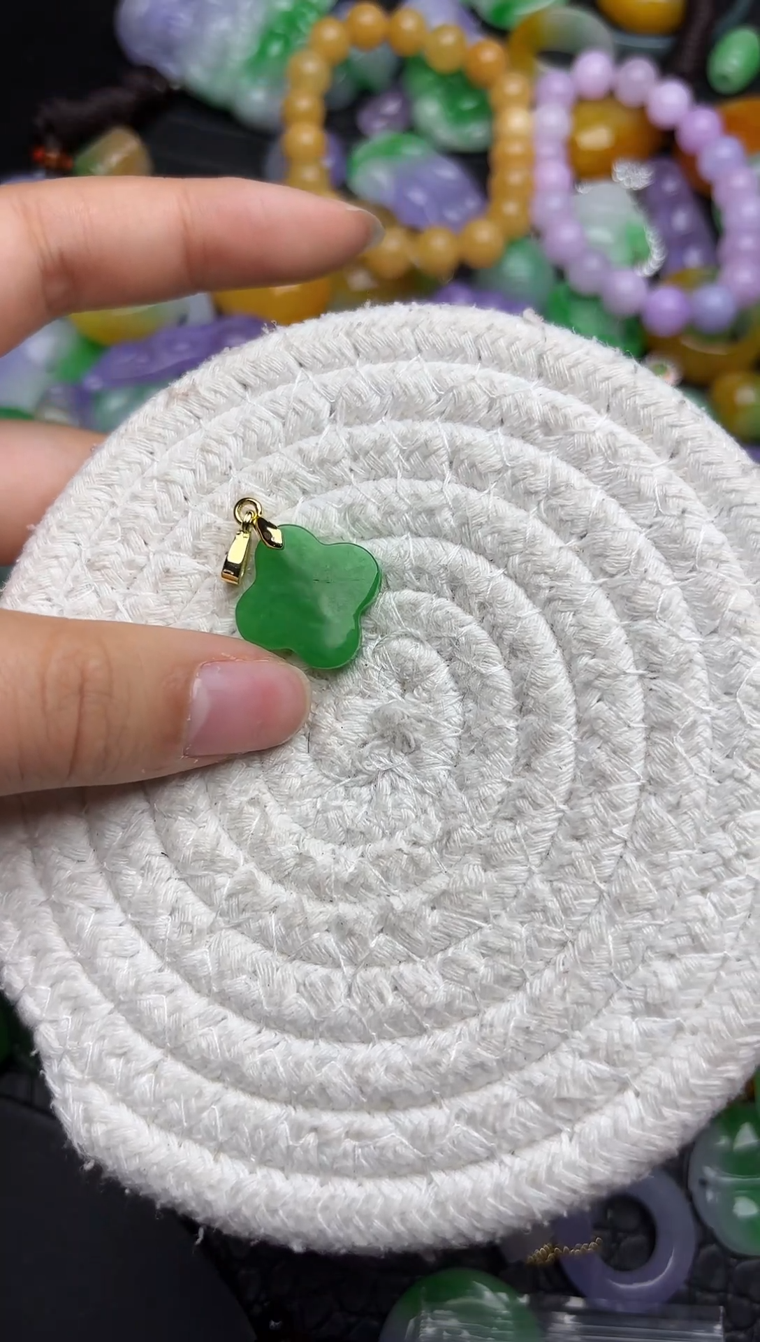 颈饰未镶嵌翡翠缅甸翡翠吊坠