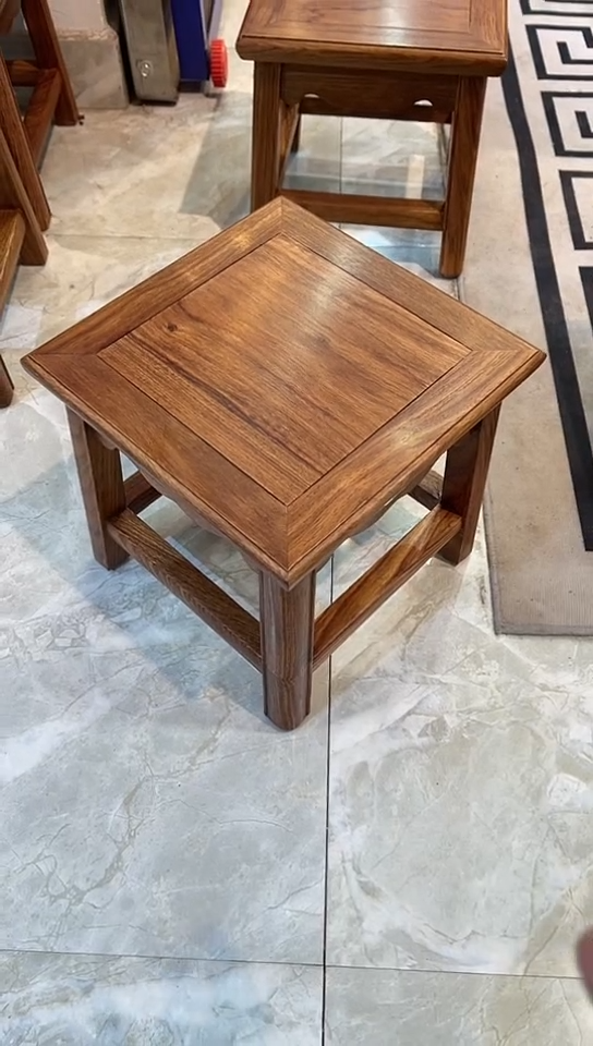 【闪购商品】花梨木类成套家具刺猬紫檀小方凳26*26*26