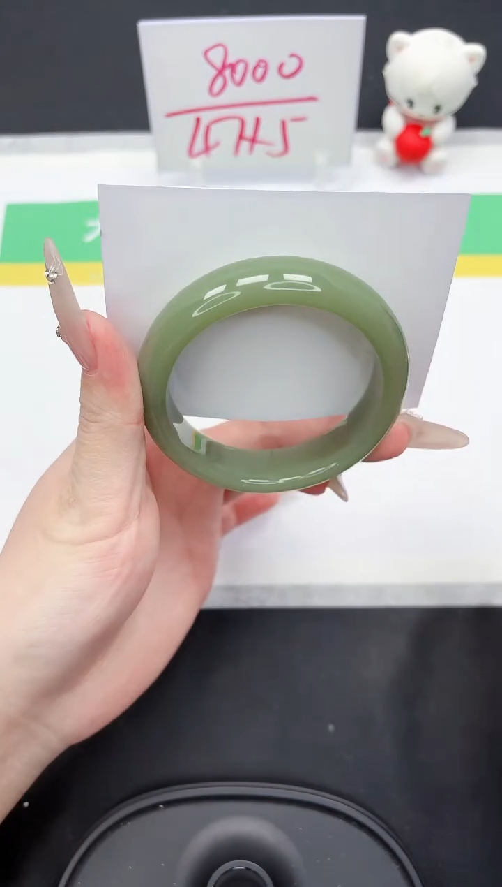 【闪购商品】石英质玉手镯未镶嵌24-54.6