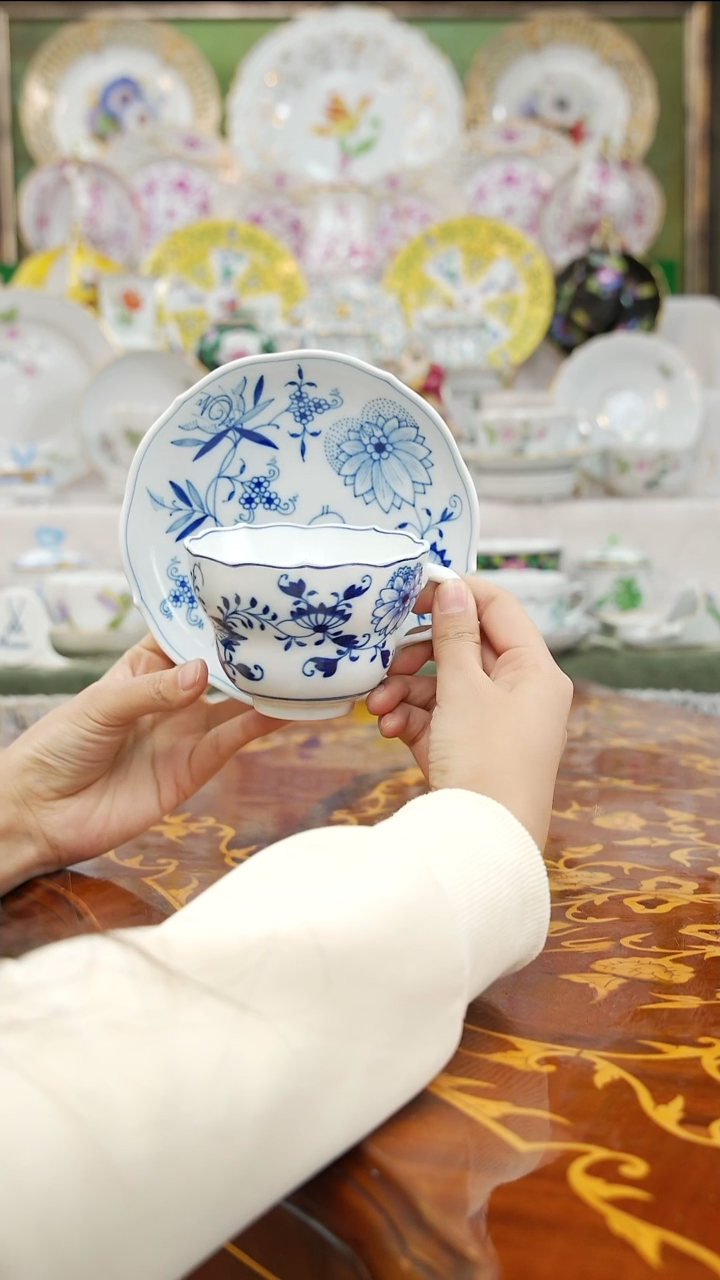 瓷中古瓷器如图所示128